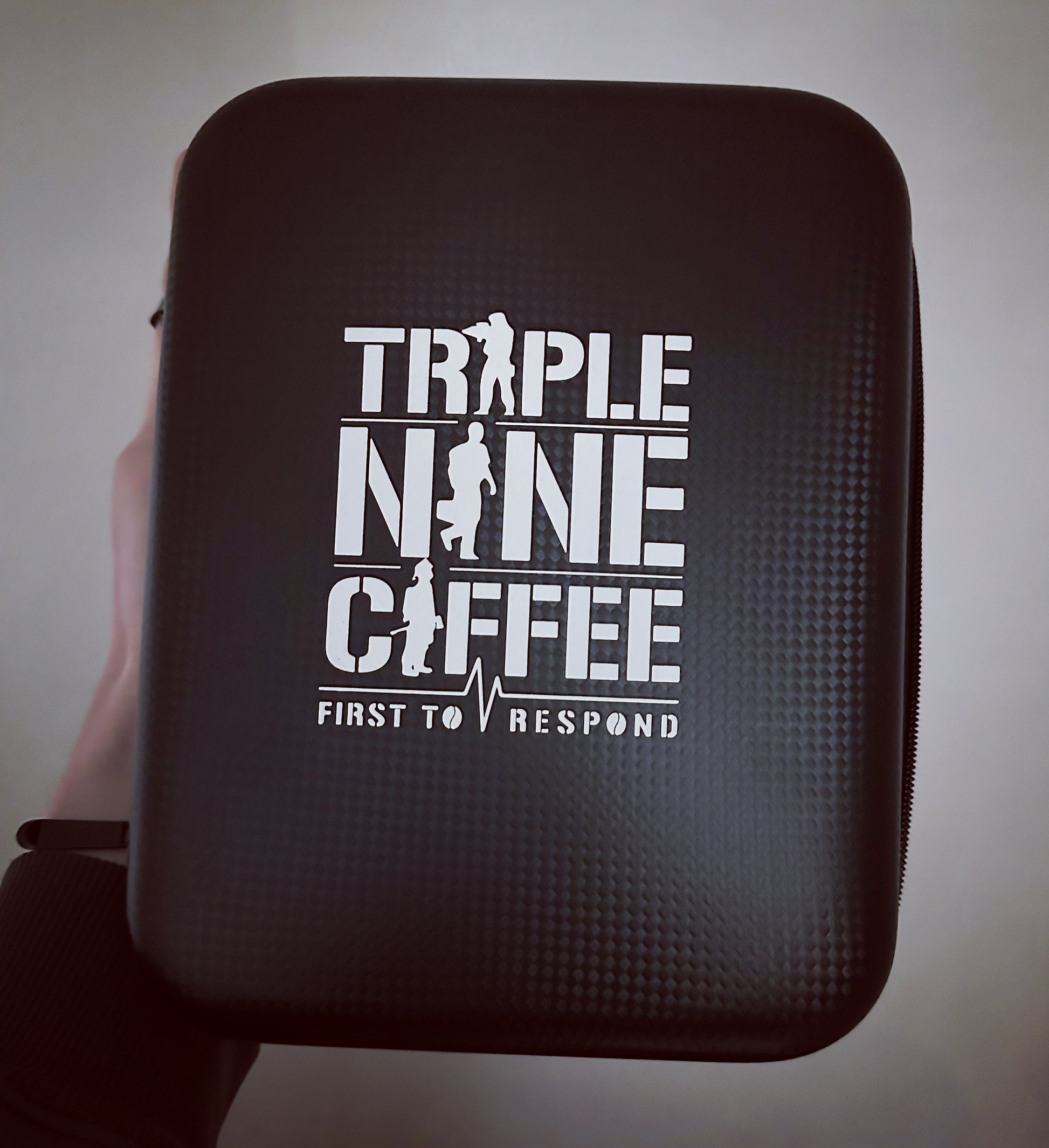 (Clearance) HARD SHELL CARRY CASE
